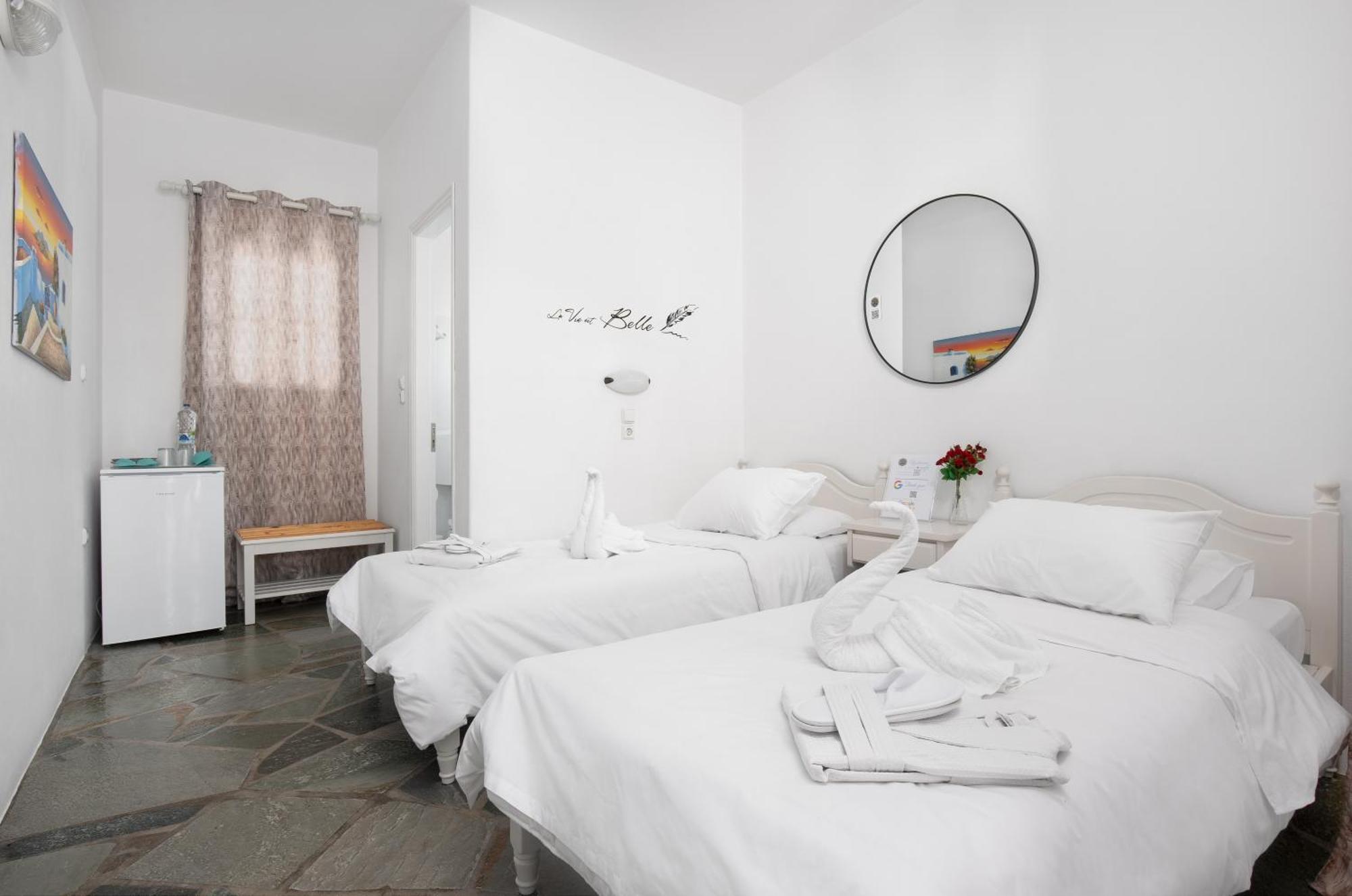 Eleni Rooms Парос Экстерьер фото