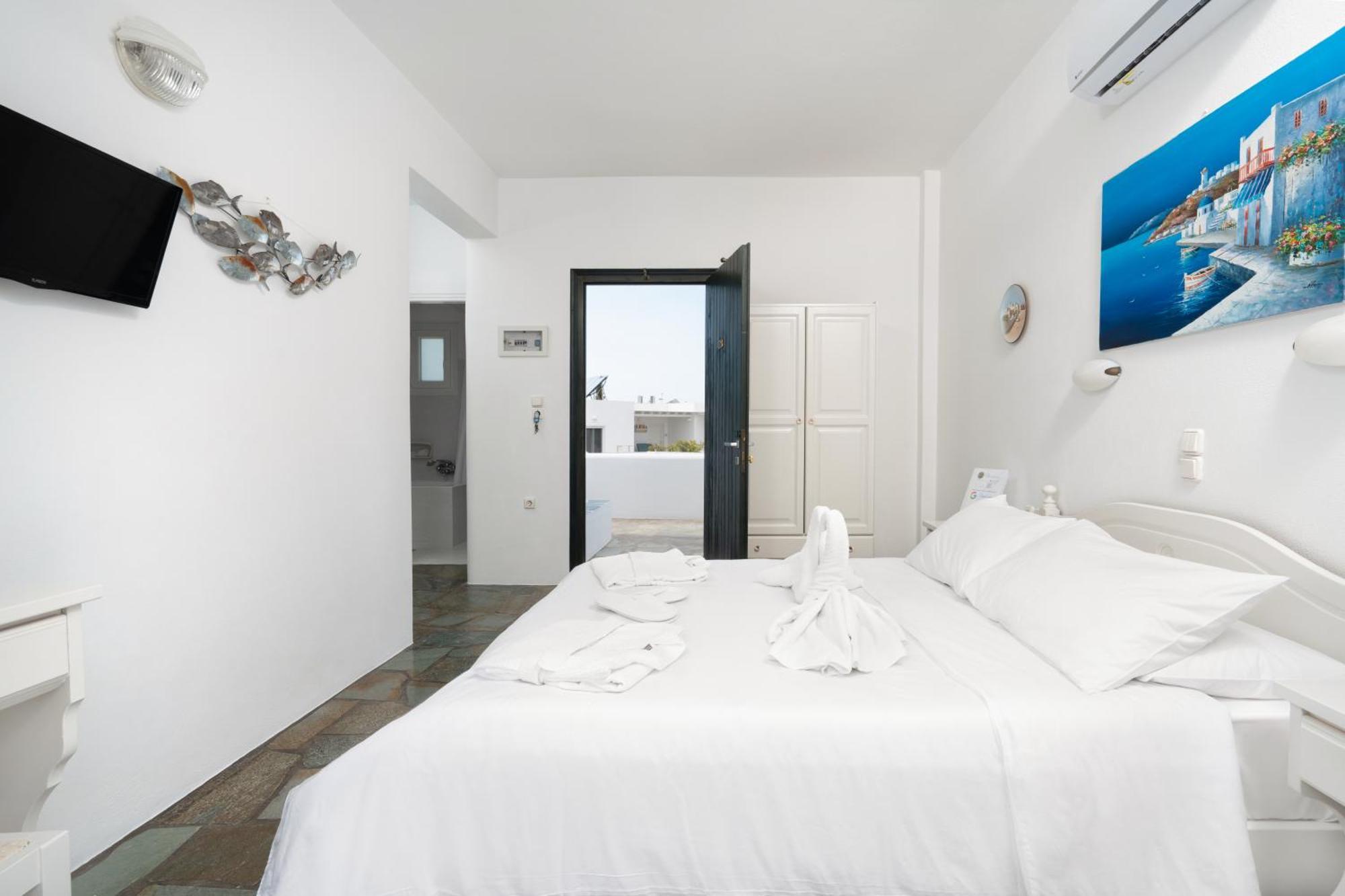 Eleni Rooms Парос Экстерьер фото